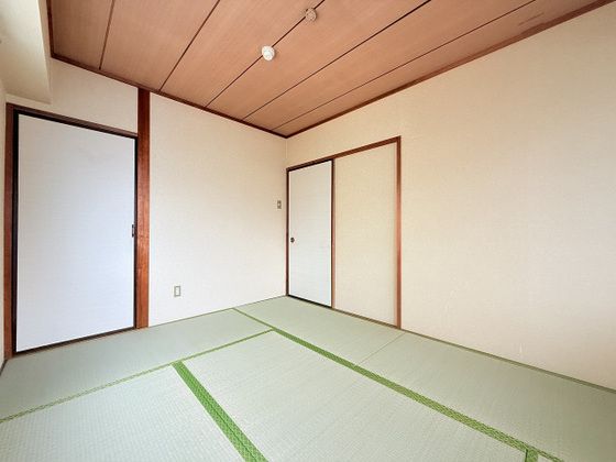 ベッドルーム