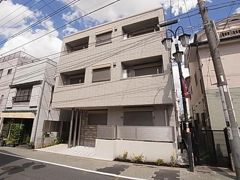 アデランテの外観画像