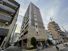 プレサンス三宮東アルバーナの外観