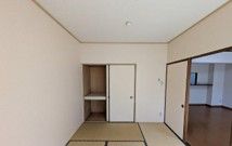 ベッドルーム
