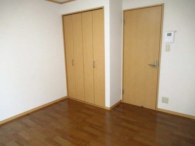 ベッドルーム