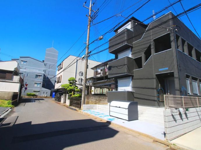 近くに施設あり