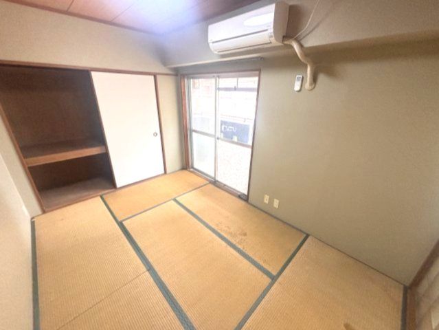 ベッドルーム