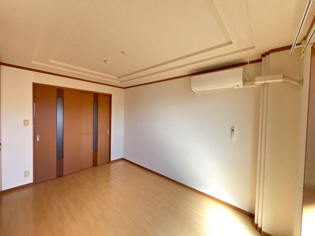 ベッドルーム