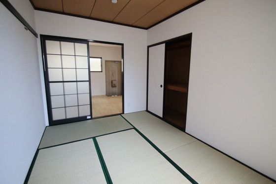 ベッドルーム
