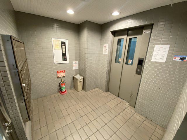 ロビー