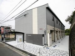 レオパレスニューフィールの外観画像