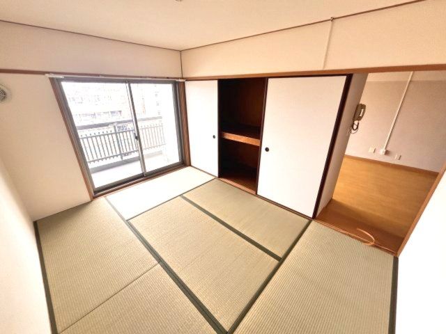 ベッドルーム