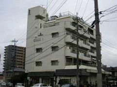 ミリオンコーポラス鷹の巣 102号室の外観画像