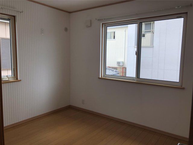 ベッドルーム