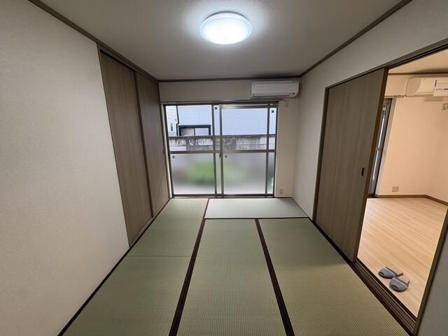 ベッドルーム