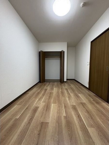 ベッドルーム