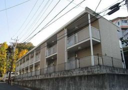 レオパレス三田の外観画像