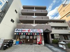 アブニールの外観画像