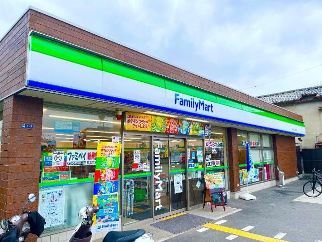 近くに施設あり