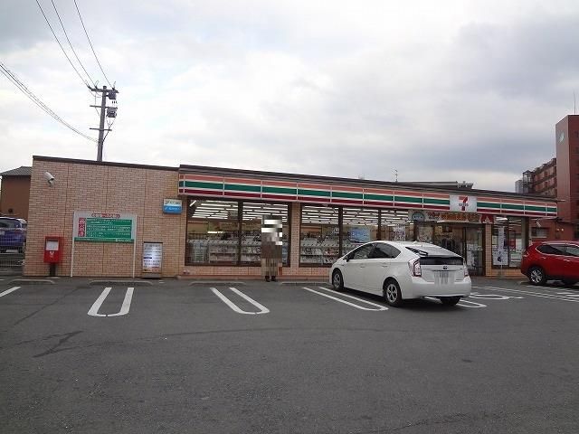 セブン-イレブン 八幡穴生１丁目店(460m)