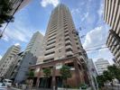 クロスレジデンス大阪新町の外観