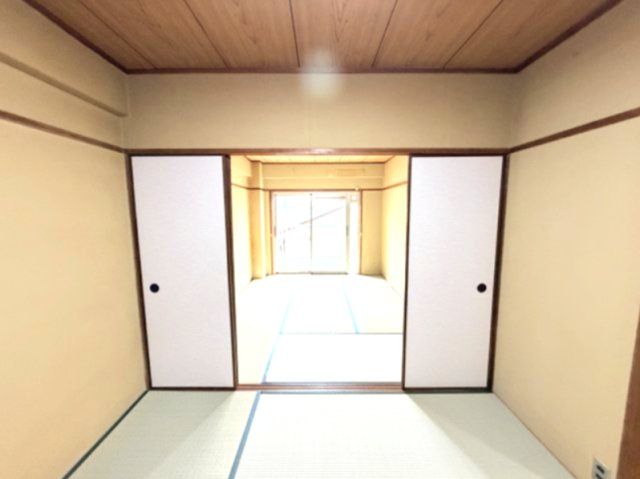 ベッドルーム