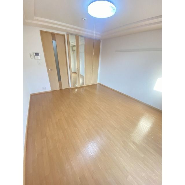 ベッドルーム