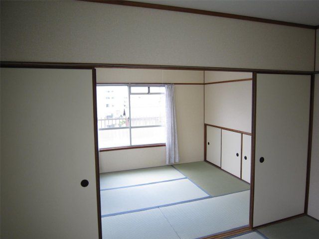 ベッドルーム
