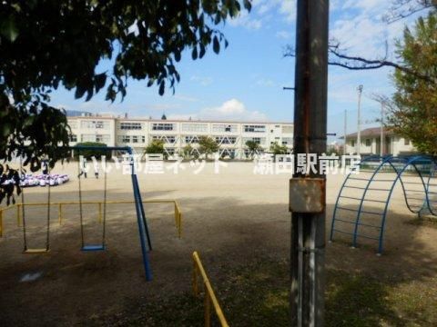 大津市立長等小学校(小学校)まで1600m
