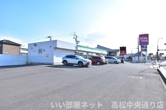 近くに施設あり