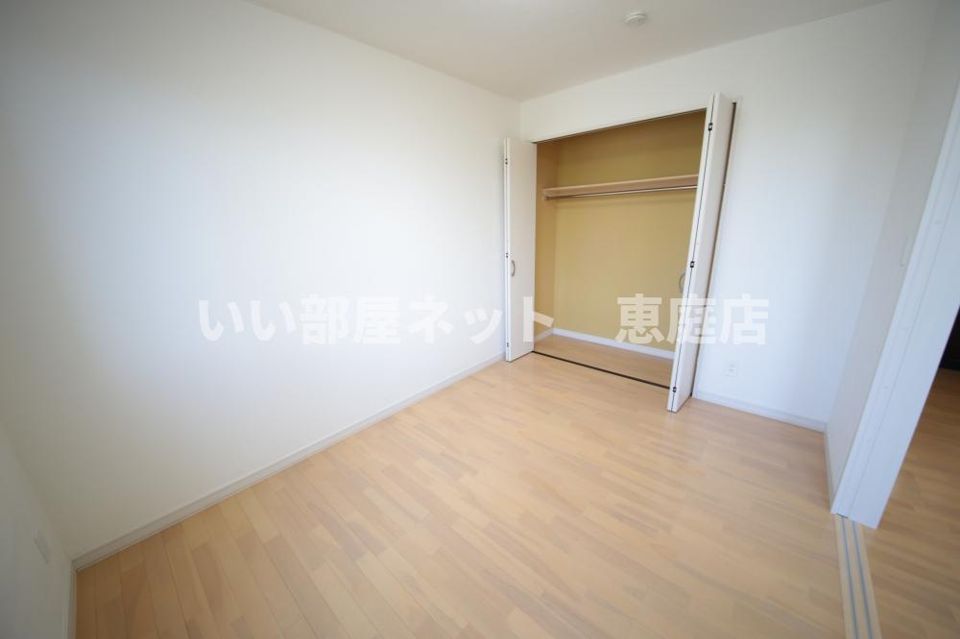 ベッドルーム