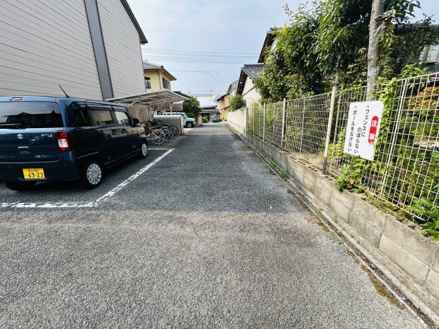 近くに施設あり