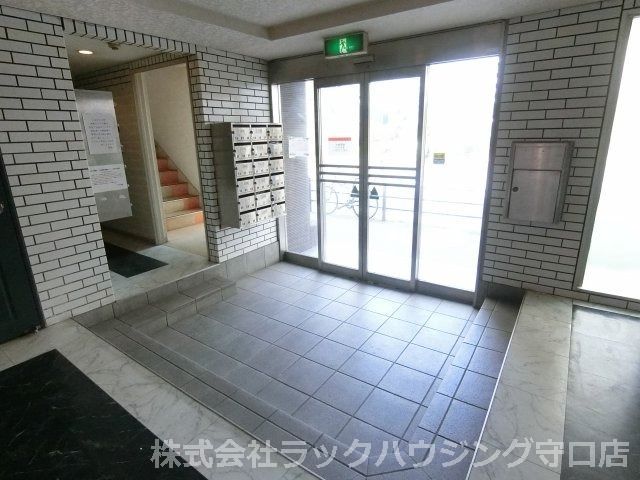 ロビー