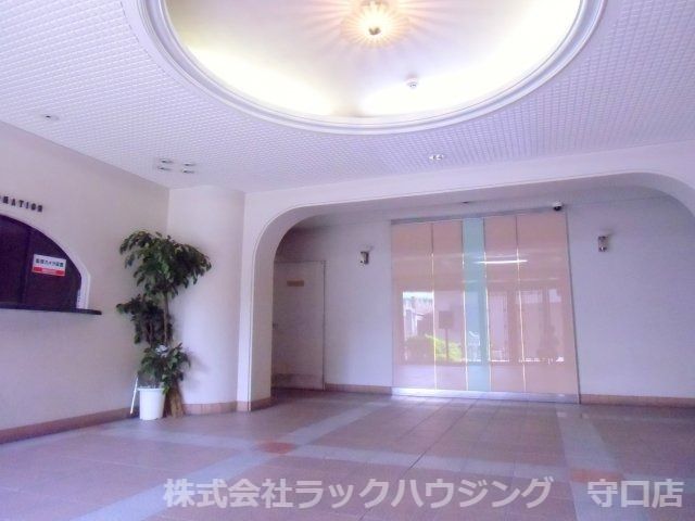 ロビー