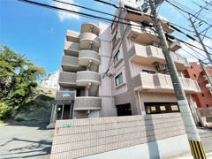 エレガンスコート折尾の外観画像