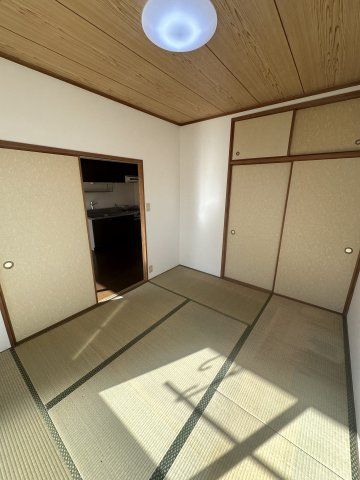 ベッドルーム