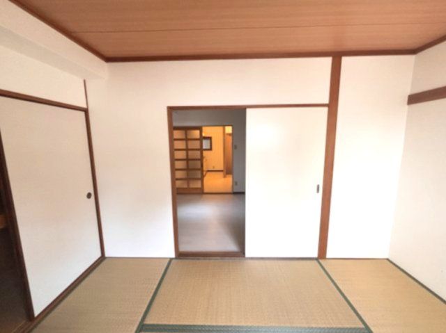 ベッドルーム