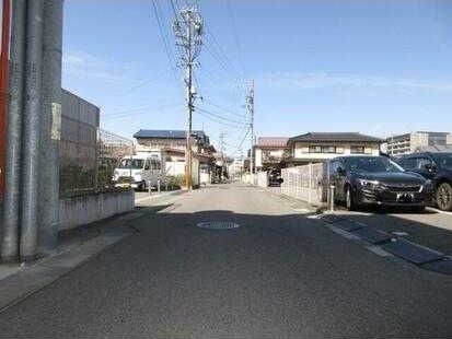 近くに施設あり
