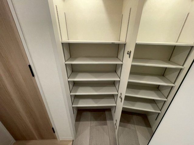 収納