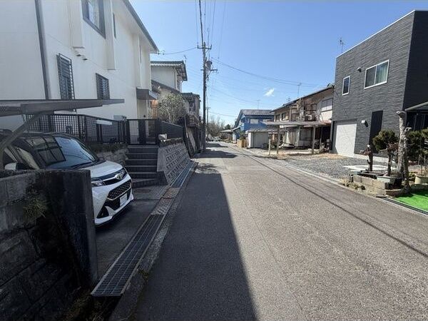 近くに施設あり