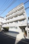 クレセール千歳烏山の外観