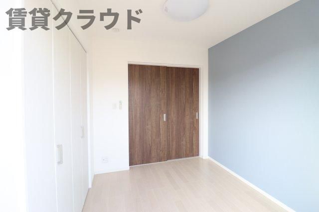 ベッドルーム