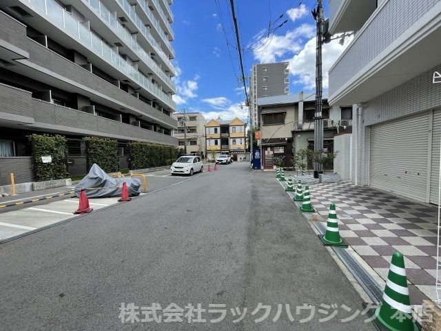 近くに施設あり