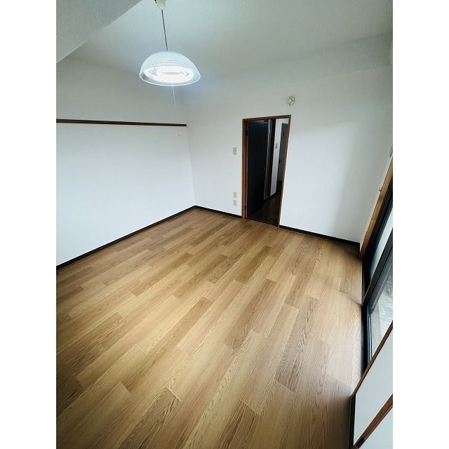 ベッドルーム