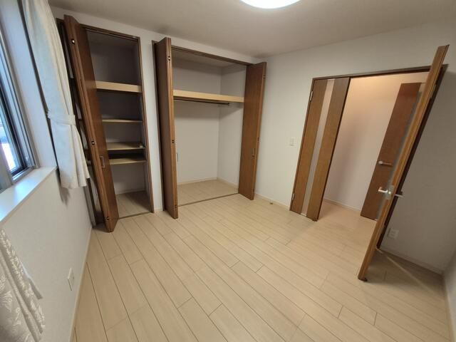ベッドルーム