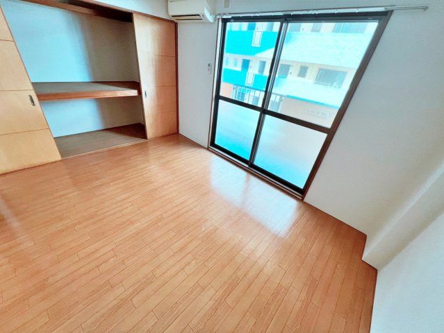 洋室
