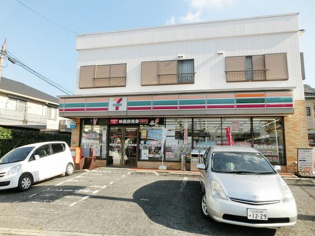 セブン‐イレブン/小倉霧ケ丘店(330m)