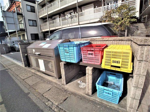 その他