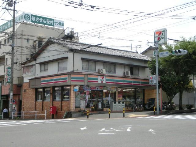 セブンイレブン(600m)