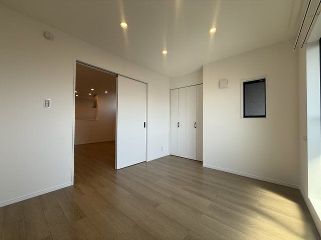 ベッドルーム