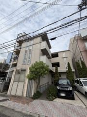 アルファオメガの外観画像