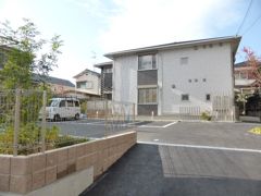 ラシーネ メープルの外観画像