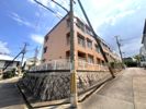 キンキマンションの外観