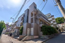 AP1437 ロイヤルコート山本通の外観画像